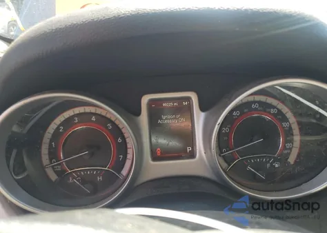 2016 Dodge Journey Crossroad z USA, uszkodzony, nr VIN 3C4PDDGG8GT190091